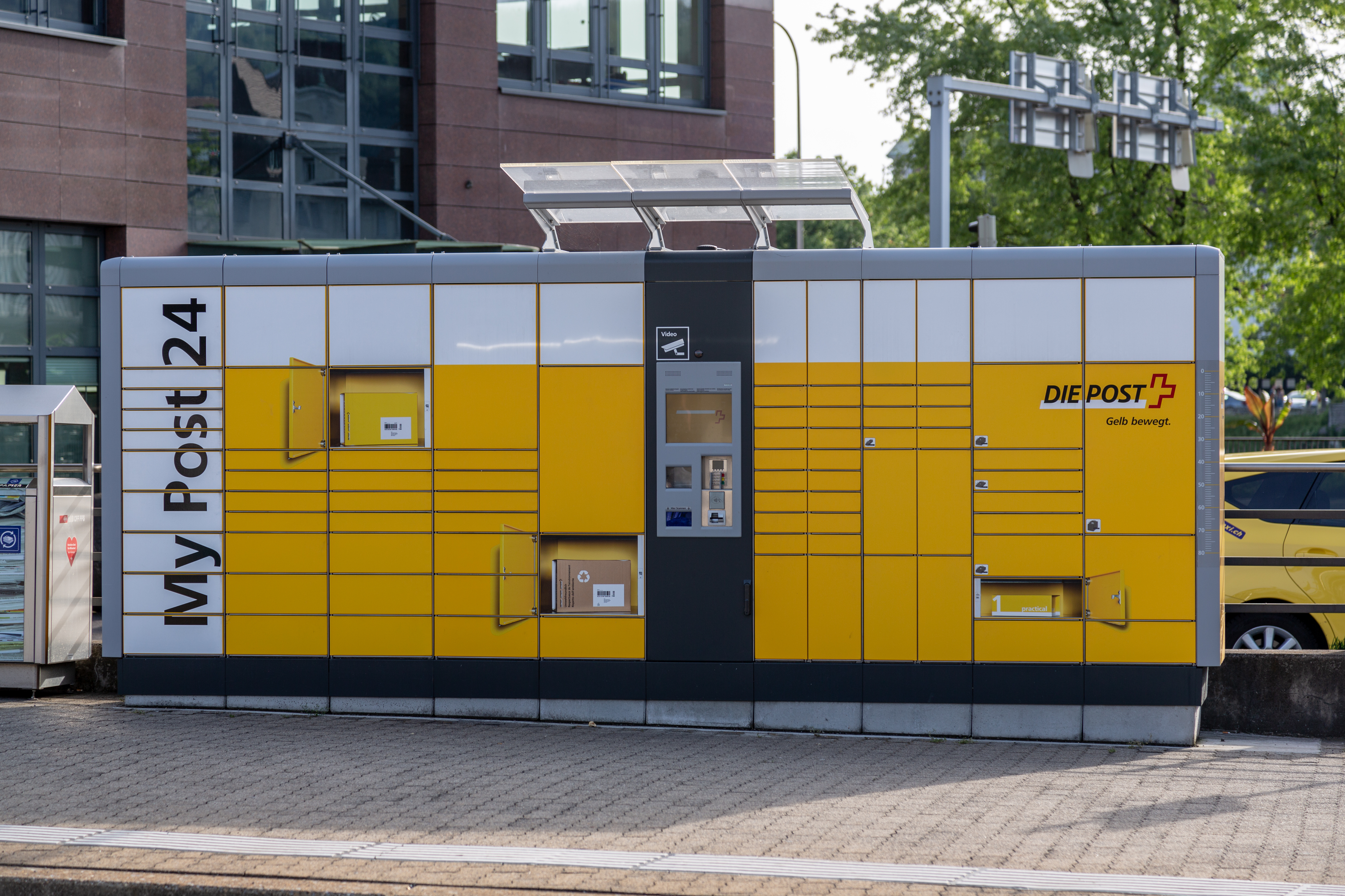 Why did Amazon deliver to a parcel locker?