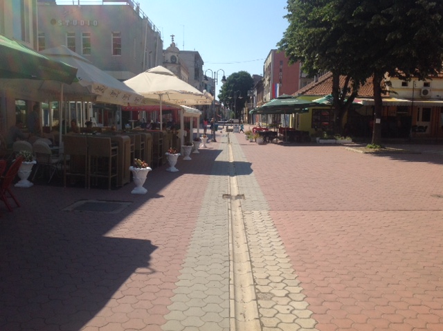 File:Samac main square1.JPG