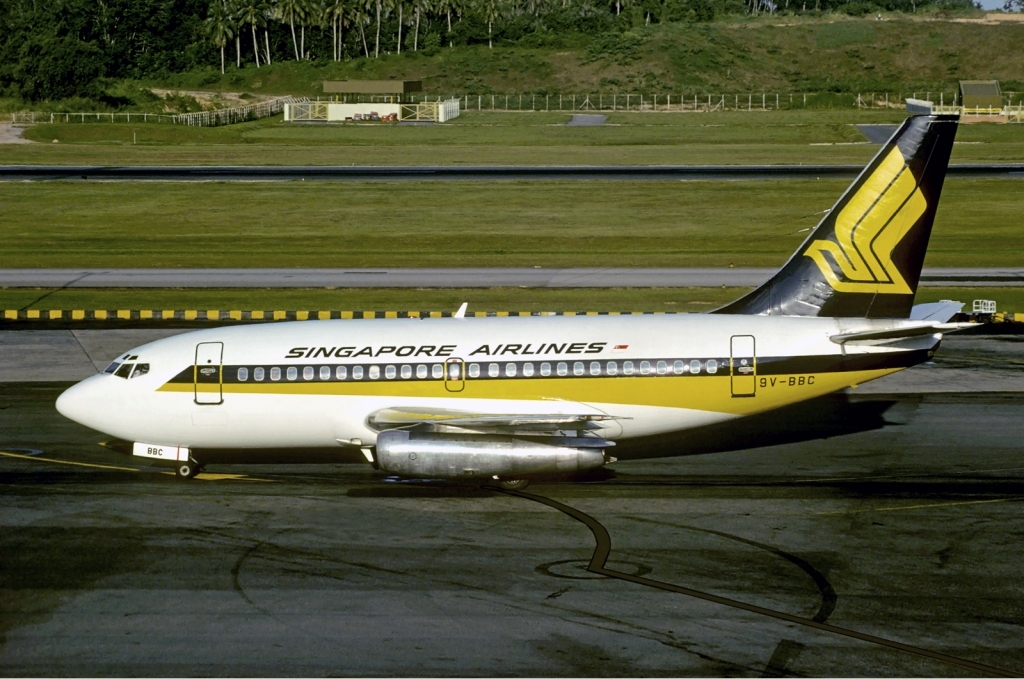 File Singapore Airlines Boeing 737 100 Volpati Jpg Wikimedia Commons