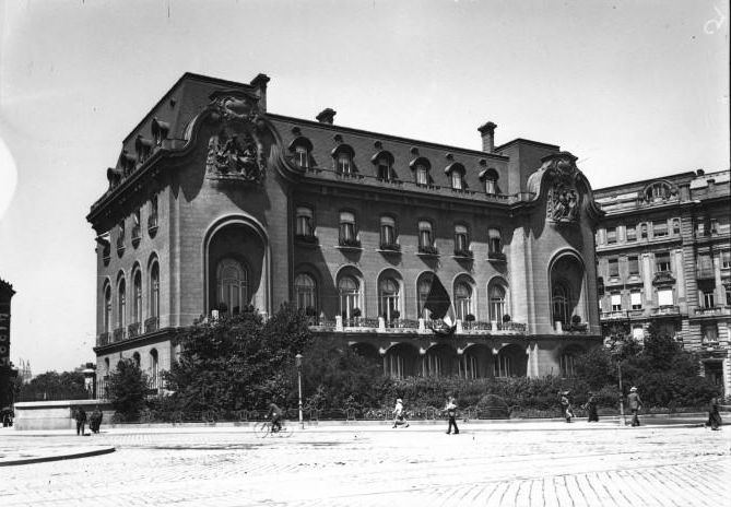 File:Ambassade de France - panoramio.jpg