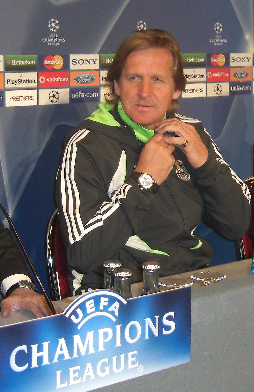 Bernd schuster fechas de ingreso