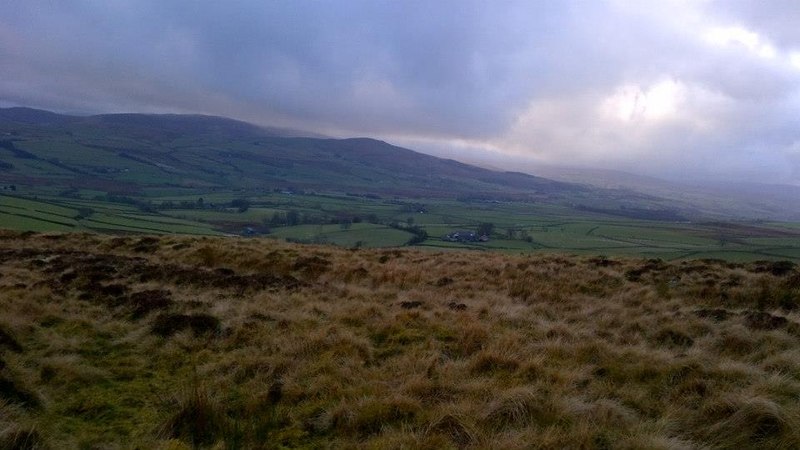 File:Bryn-du - geograph.org.uk - 3261065.jpg