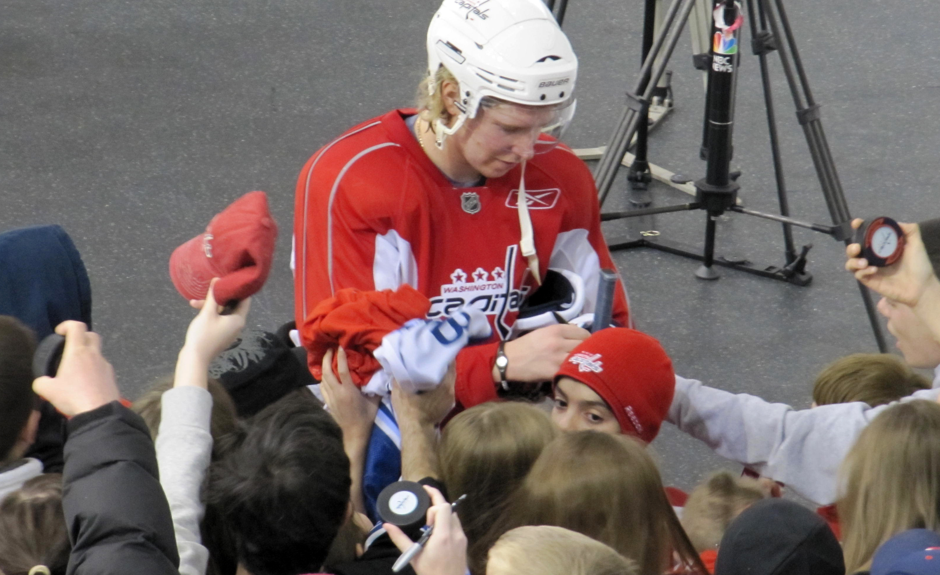 caps practice jersey