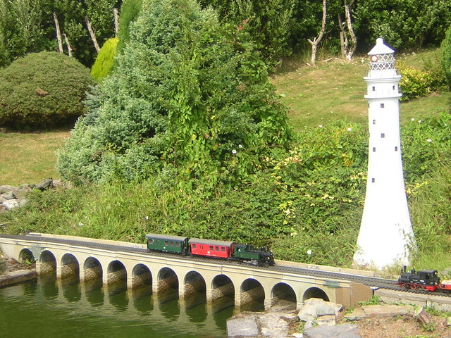 File:Clonakilty model village - geograph.org.uk - 1968280.jpg