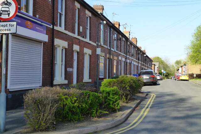 File:Dickinson Street - geograph.org.uk - 3447068.jpg