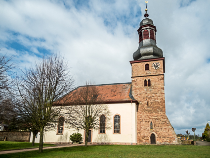 File:Evang. Kirche Sippersfeld.jpg