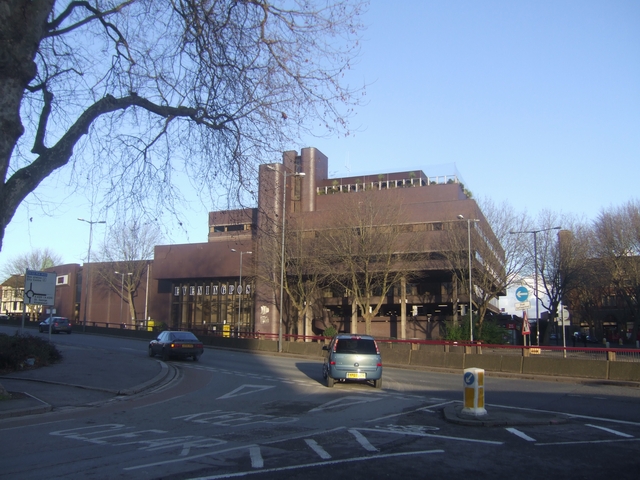 File:Evening Post Newspaper Offices - geograph.org.uk - 1127930.jpg