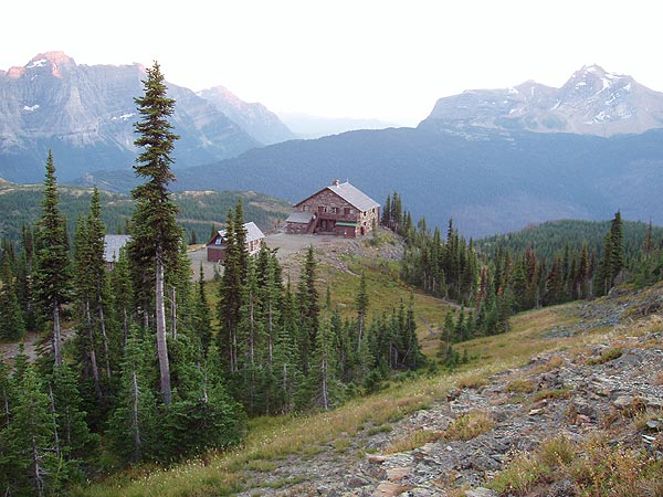 File:Granite Park Chalet.jpg