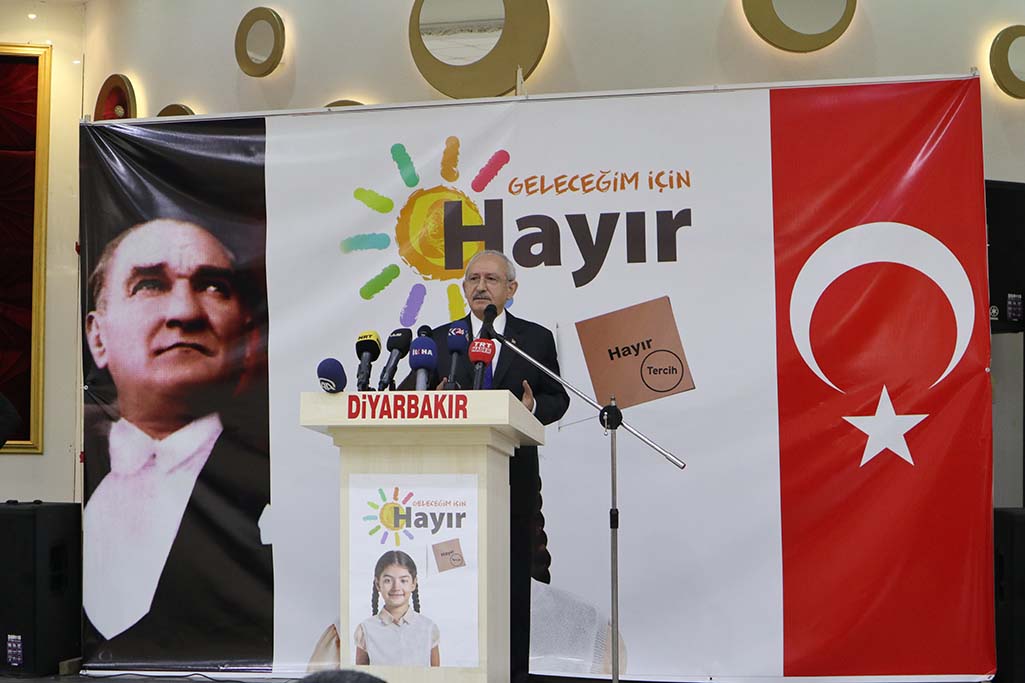 Kılıçdaroğlu referandum Diyarbakır 2017.jpg