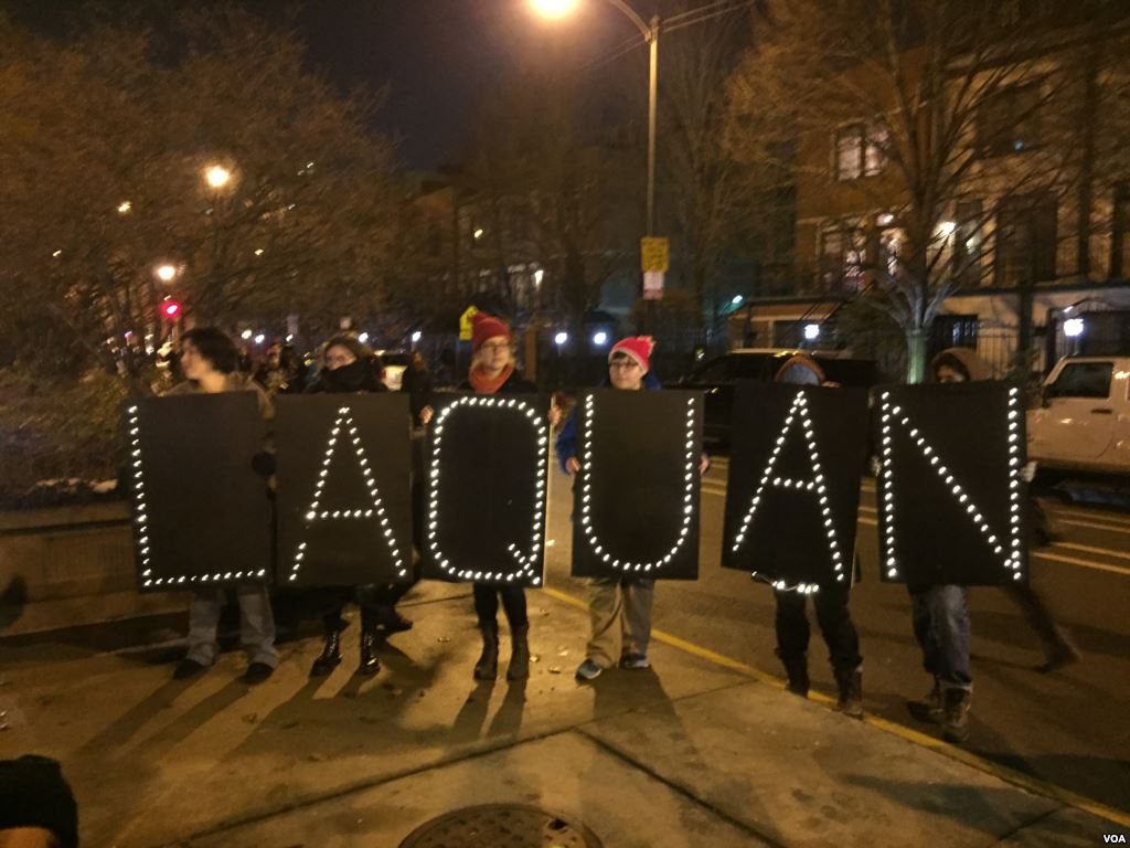 File:LAQUAN McDonald Chicago memorial from protestors.jpg - Wikimedia Commons