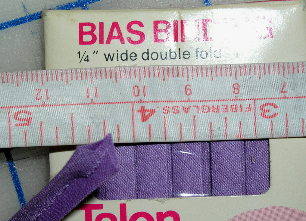 File:Lavender 0.25 inch double-fold bias tape.jpg - Wikipedia