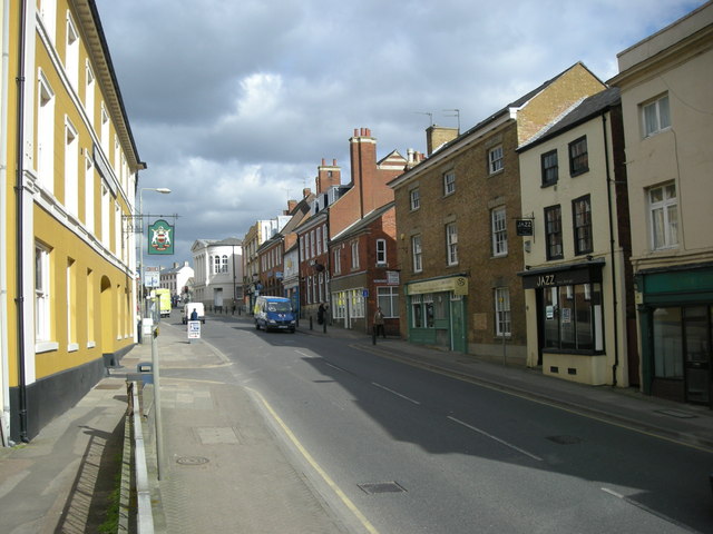 File:Lutterworth-High Street - geograph.org.uk - 717676.jpg