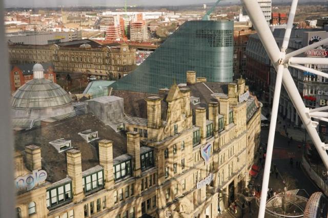 File:Manchester City Centre, Urbis museum and the "Triangle" Shopping centre - geograph.org.uk - 2186.jpg