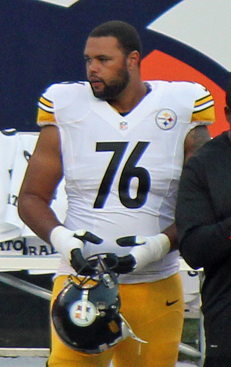 Mike Adams (offensive tackle) - Wikipedia