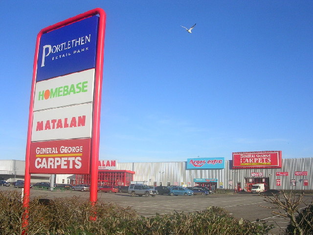 File:Portlethen Retail Park - geograph.org.uk - 115735.jpg