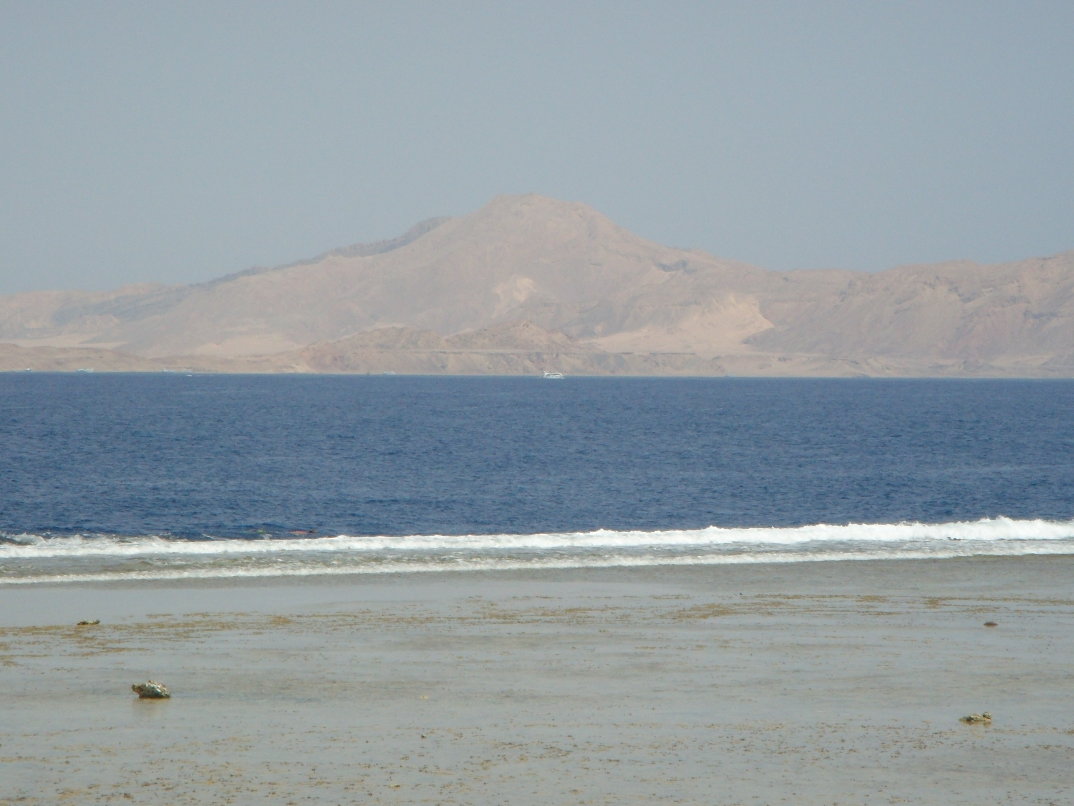 Tiran Island остров в Египте