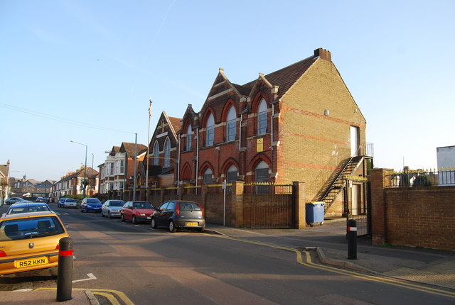 File:Sri Guru Nanak Gududwara, Sikh temple, Byron Road (2) - geograph.org.uk - 1147192.jpg