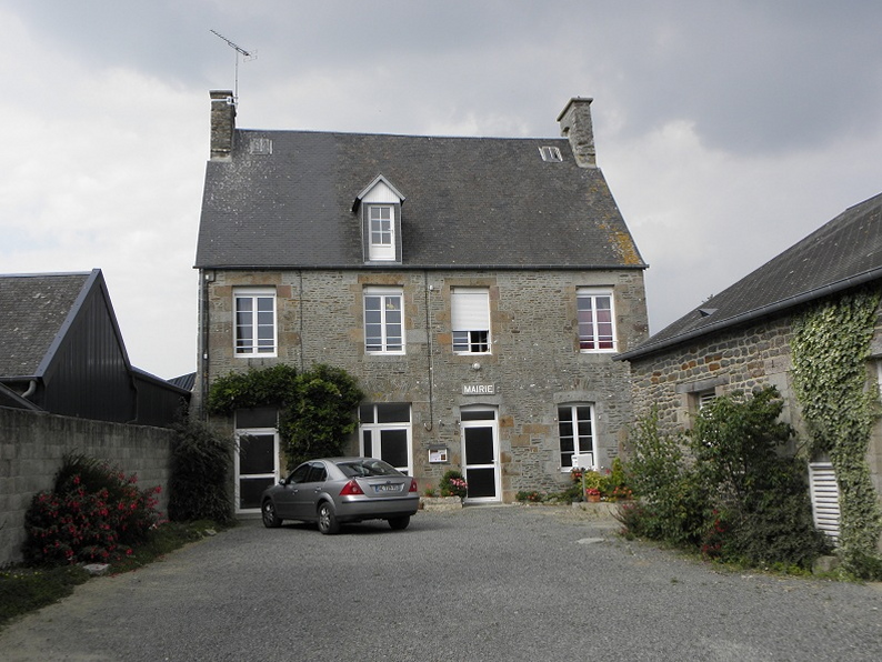 File:Tanis (50) Mairie.jpg