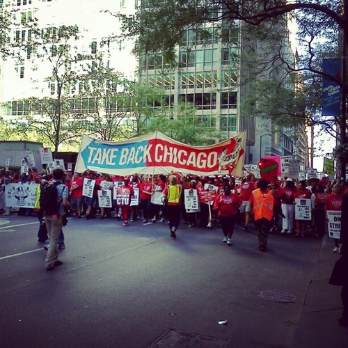 File:2012ChicagoTeachersUnionStrikeMarch.jpg