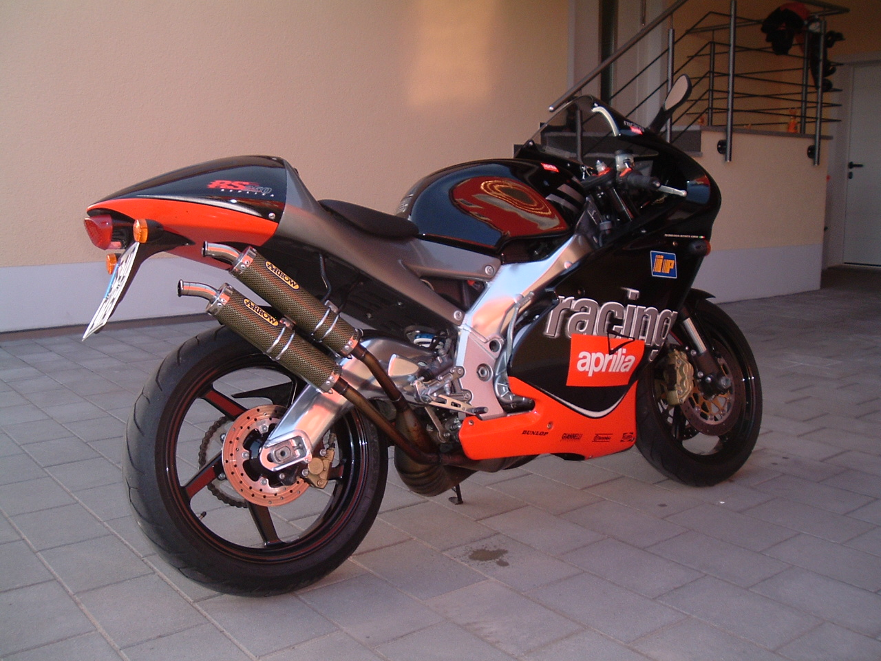 File:Aprilia RS 250.JPG - Wikimedia Commons