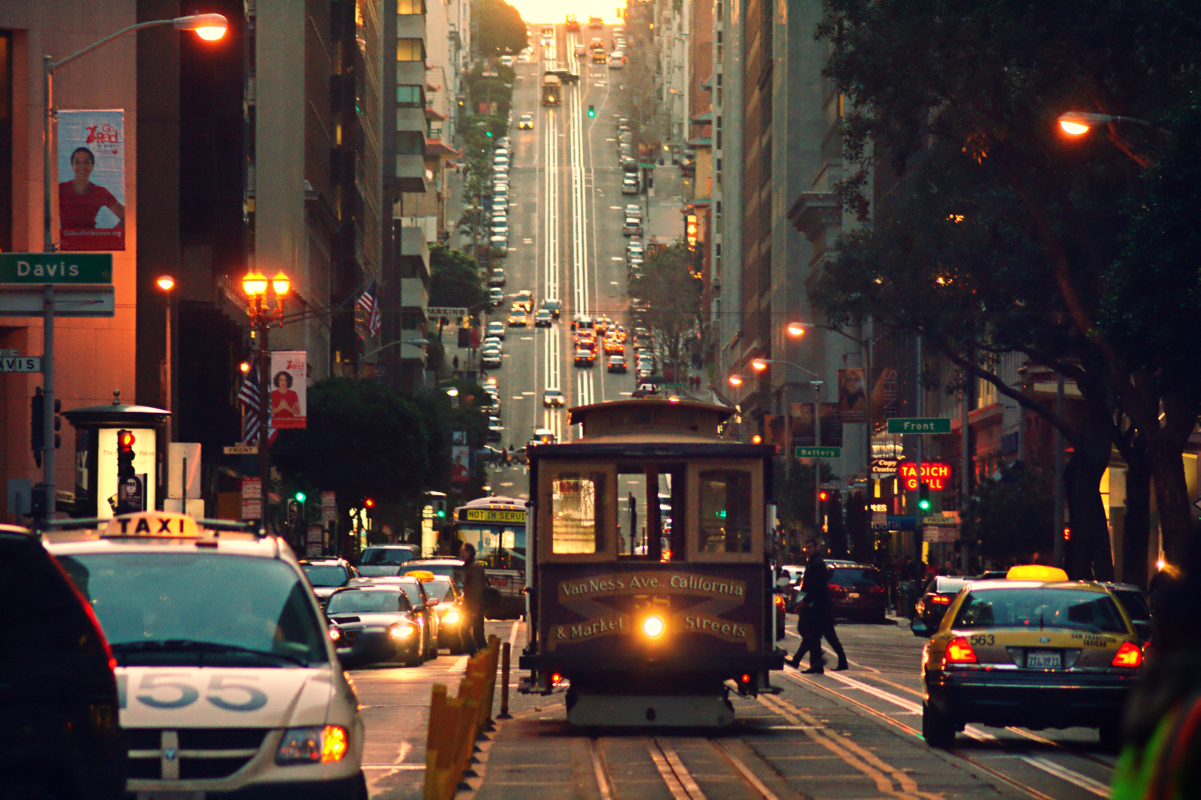 Звук улицы утром. Центральная улица Сан Франциско. Сан-Франциско (Калифорния). США Сан Франциско. Сан-Франциско Калифорния улицы.