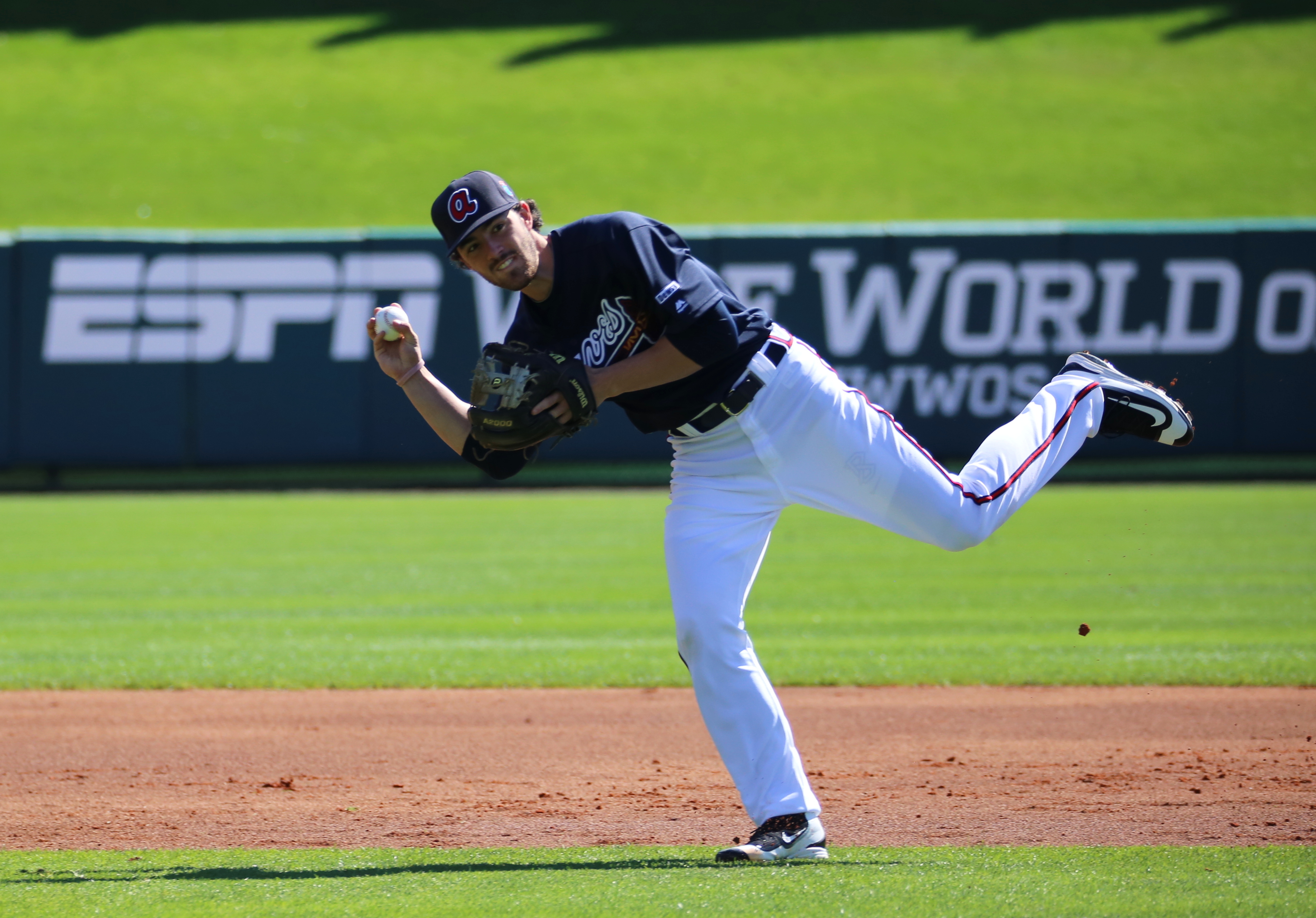 Dansby Swanson takes grounders (25185956351).jpg.