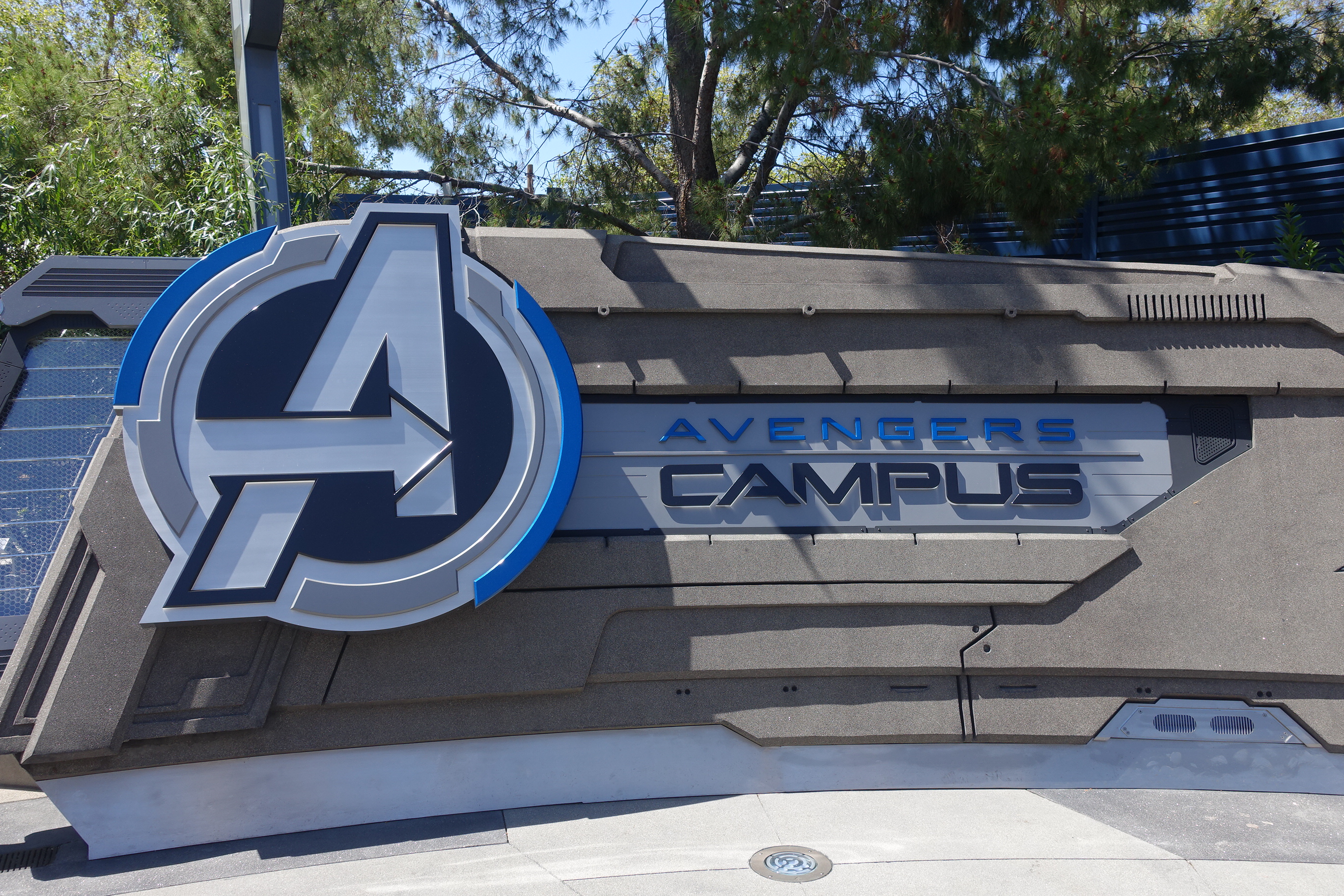 Avengers Campus Wikipedia