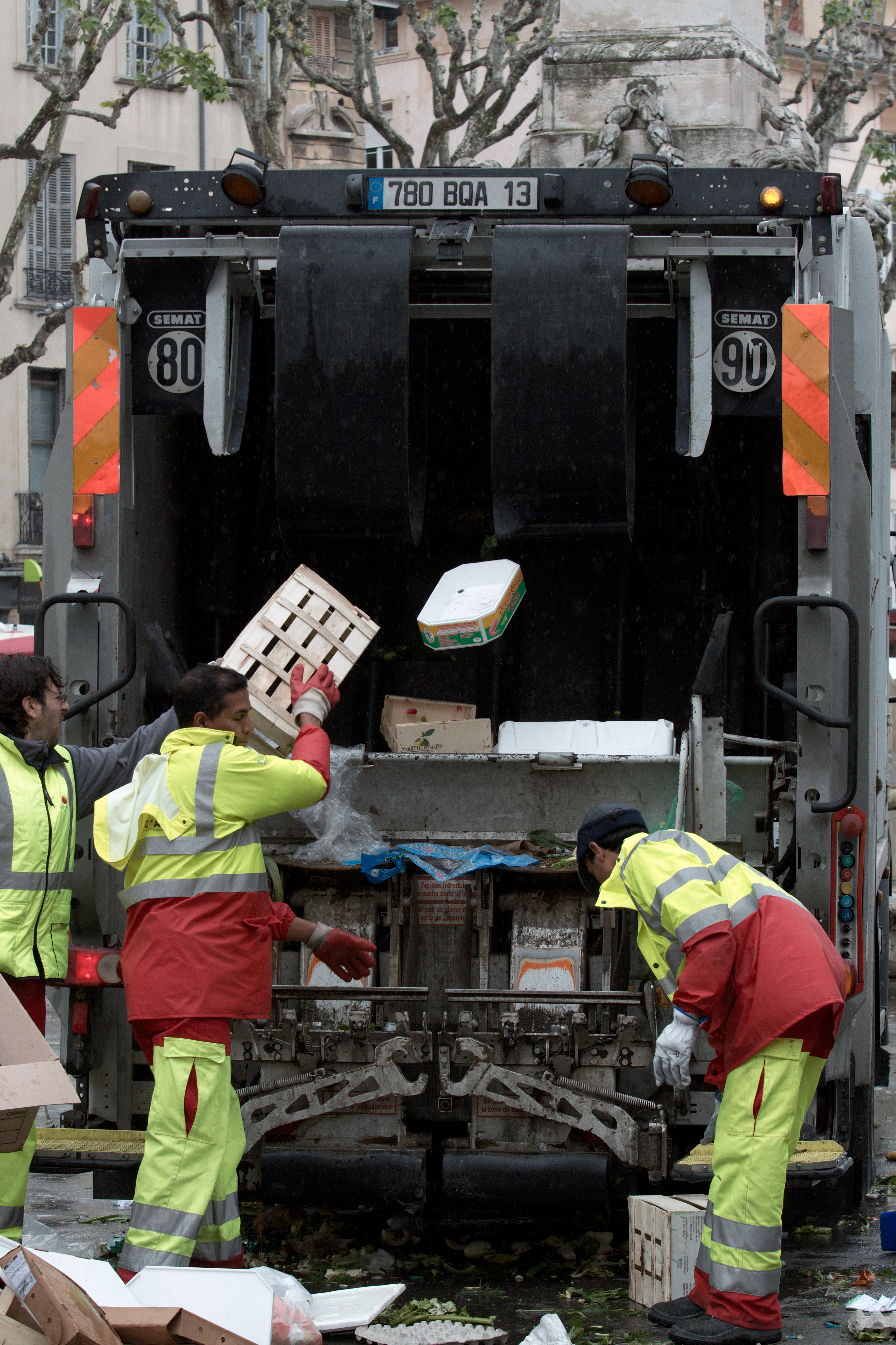 dustbin man