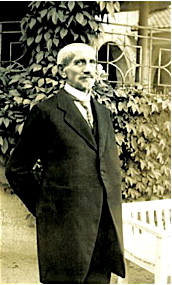 Julius H. Zimmermann um 1900.jpg
