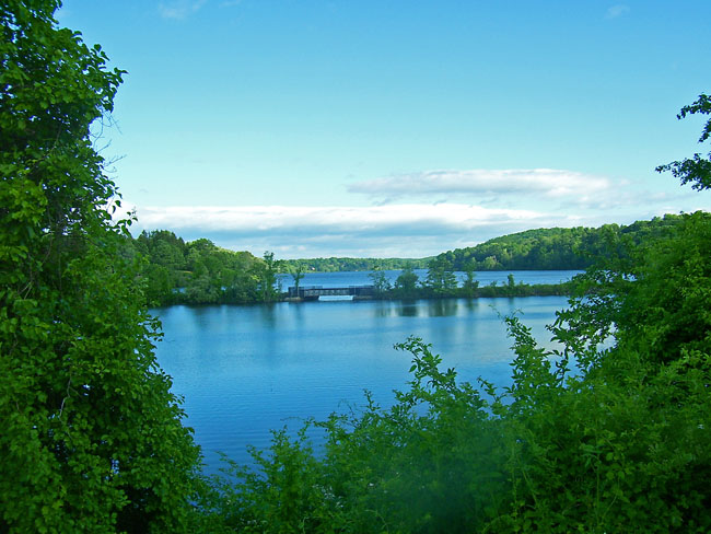 Middle Branch Reservoir httpsuploadwikimediaorgwikipediacommons55