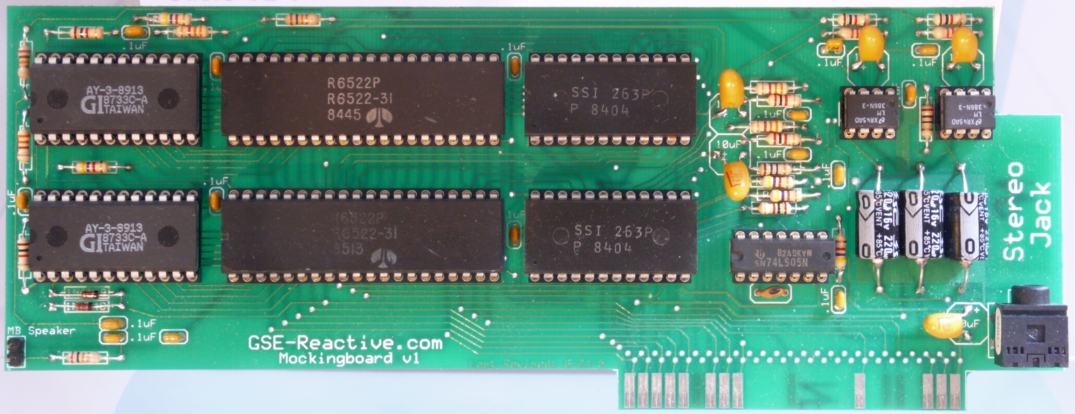 File:KiCad-Pcbnew-Hackrf-One.png - Wikimedia Commons