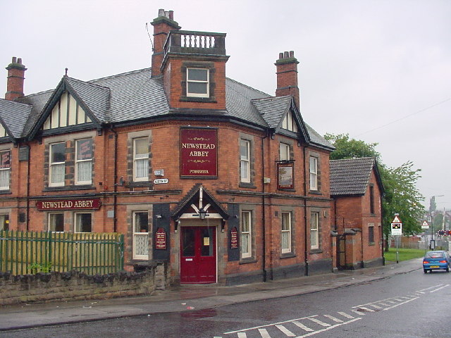 File:Newstead Abbey Public House - geograph.org.uk - 18888.jpg