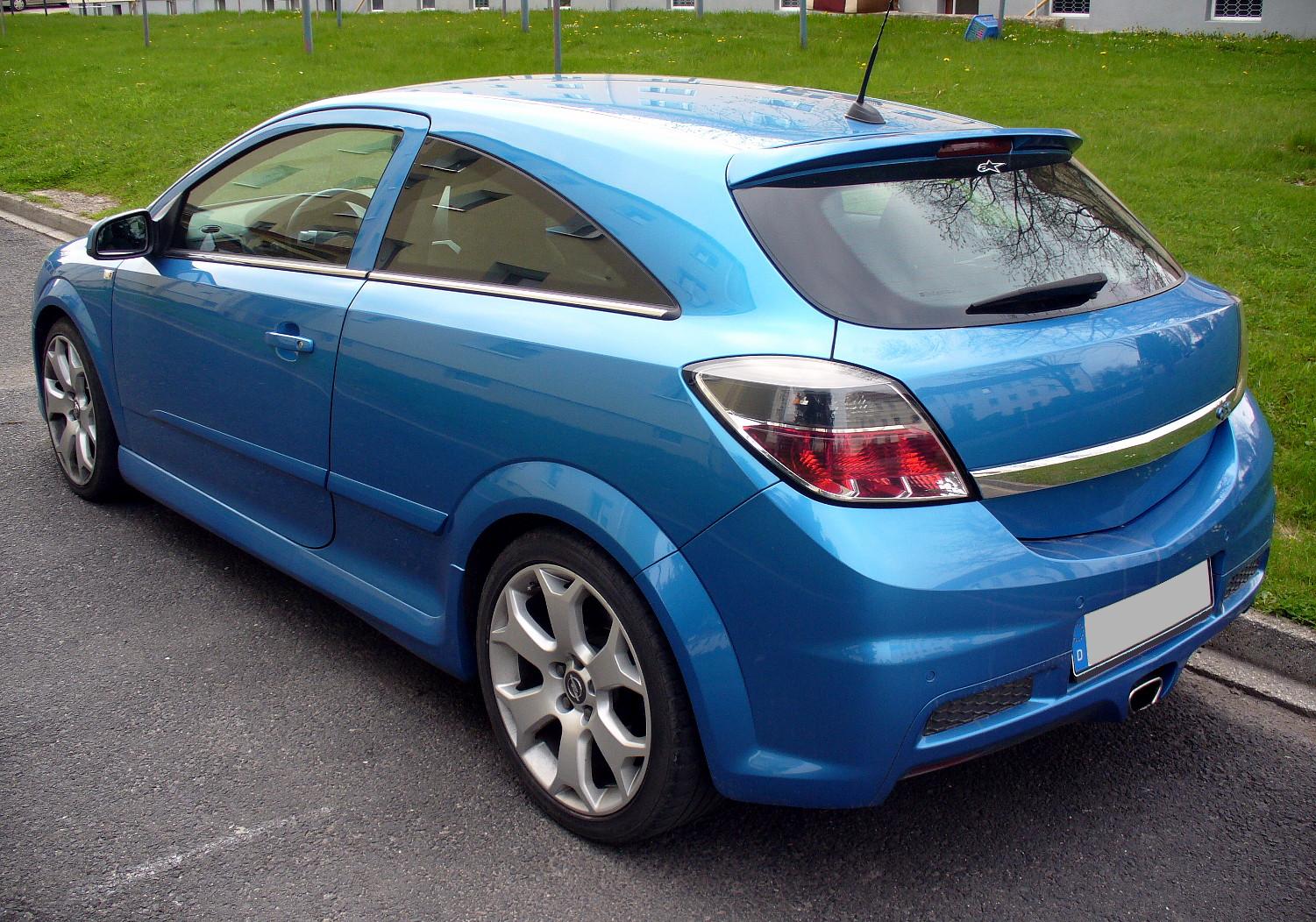 File:Opel Astra H rear 20091011.jpg - Wikimedia Commons