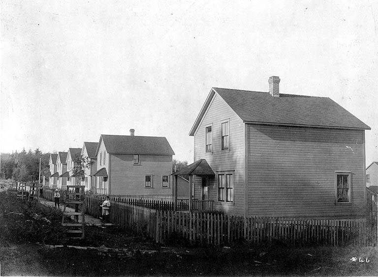 File:Puget Mill Company houses, Port Ludlow, Washington, ca 1905 (WASTATE 758).jpeg