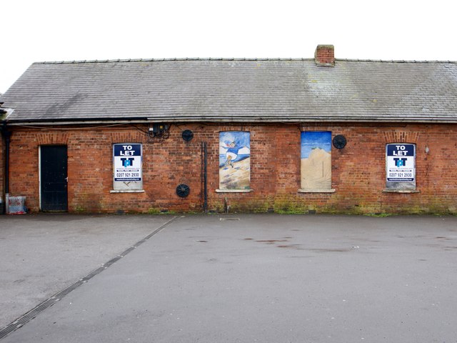 File:Railway Station, Skegness - geograph.org.uk - 2260901.jpg