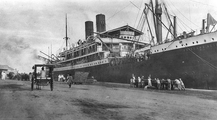 File:SS Princess Alice interned at Cebu, Philippines.jpg