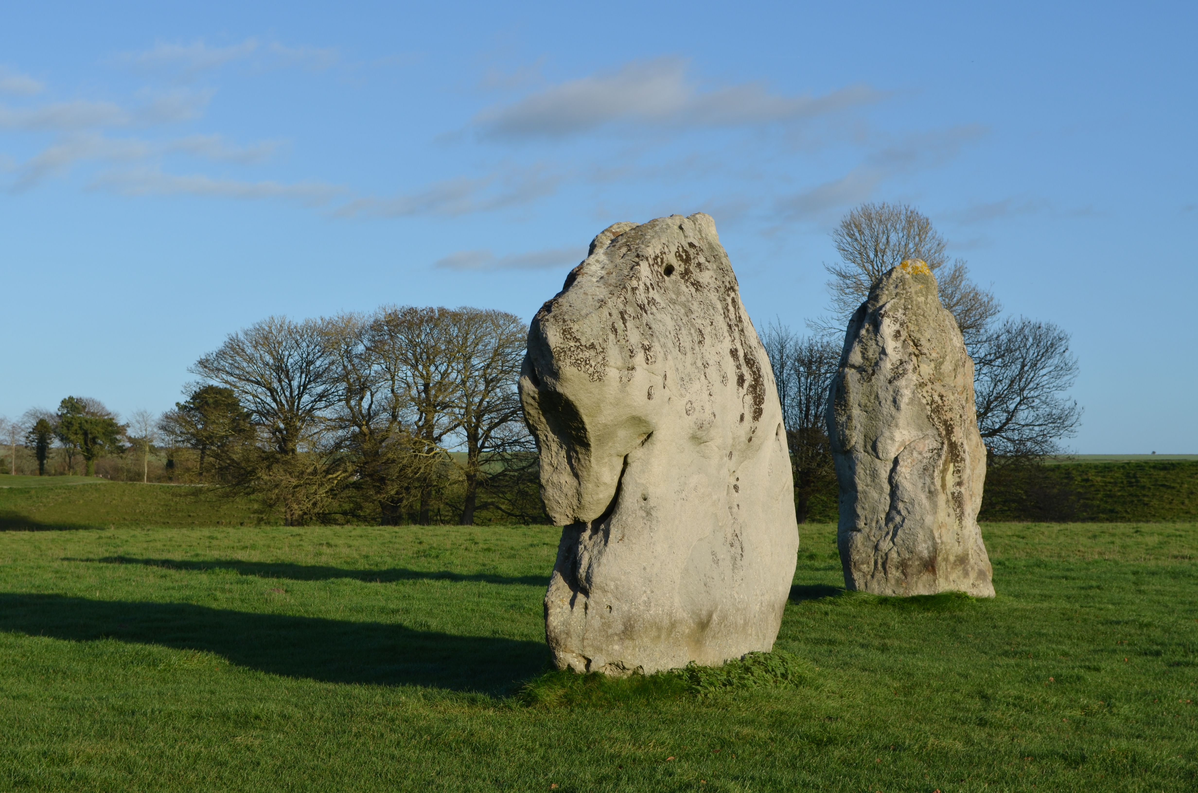 Standing stones. Эйвбери Уилтшир. Эйвбери.