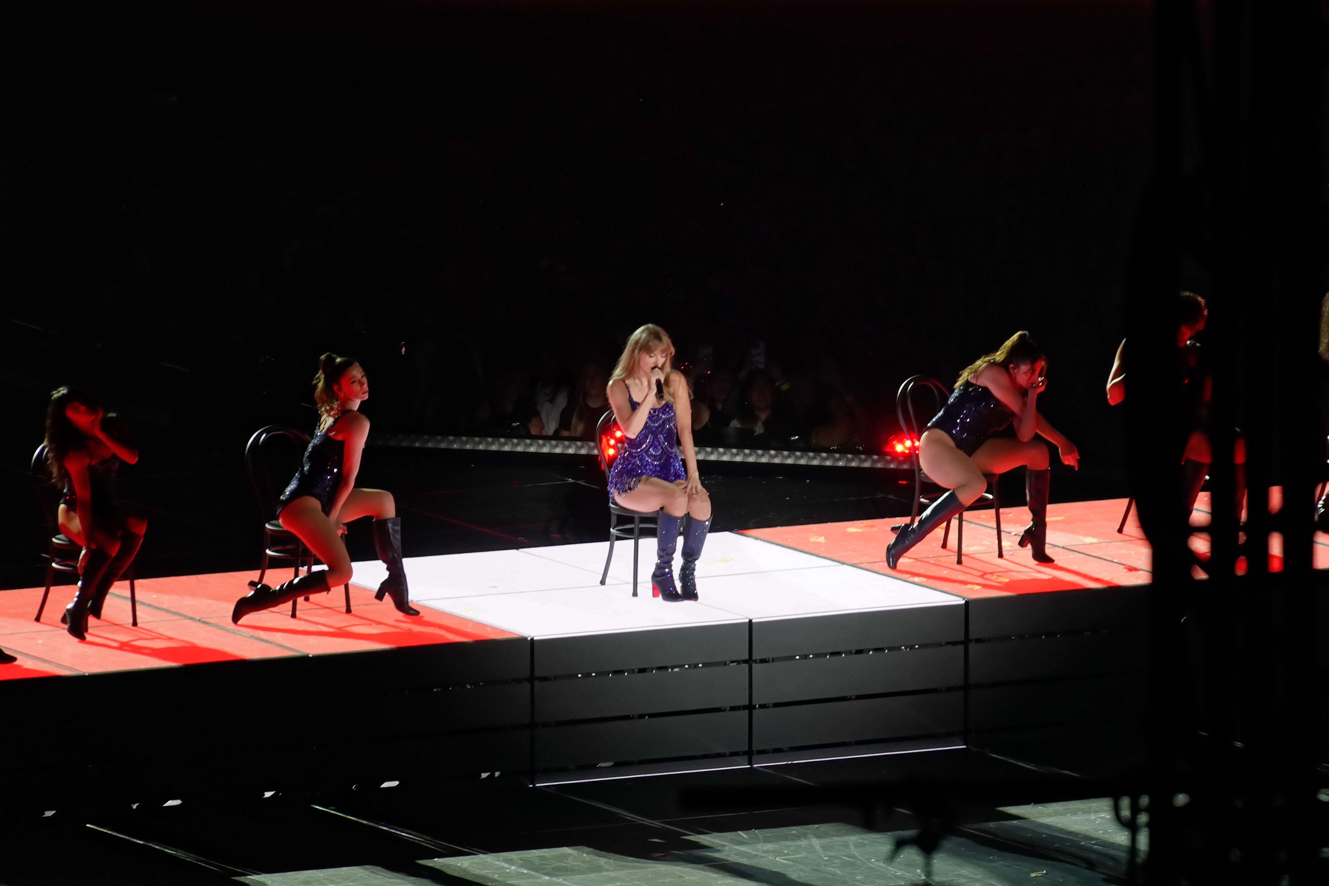 File:Taylor Swift Eras Tour - Arlington TX 20230331 - Vigilante Shit.jpg -  Wikimedia Commons