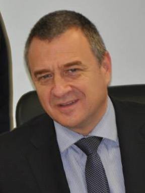 <span class="mw-page-title-main">Tsvetlin Yovchev</span> Bulgarian politician