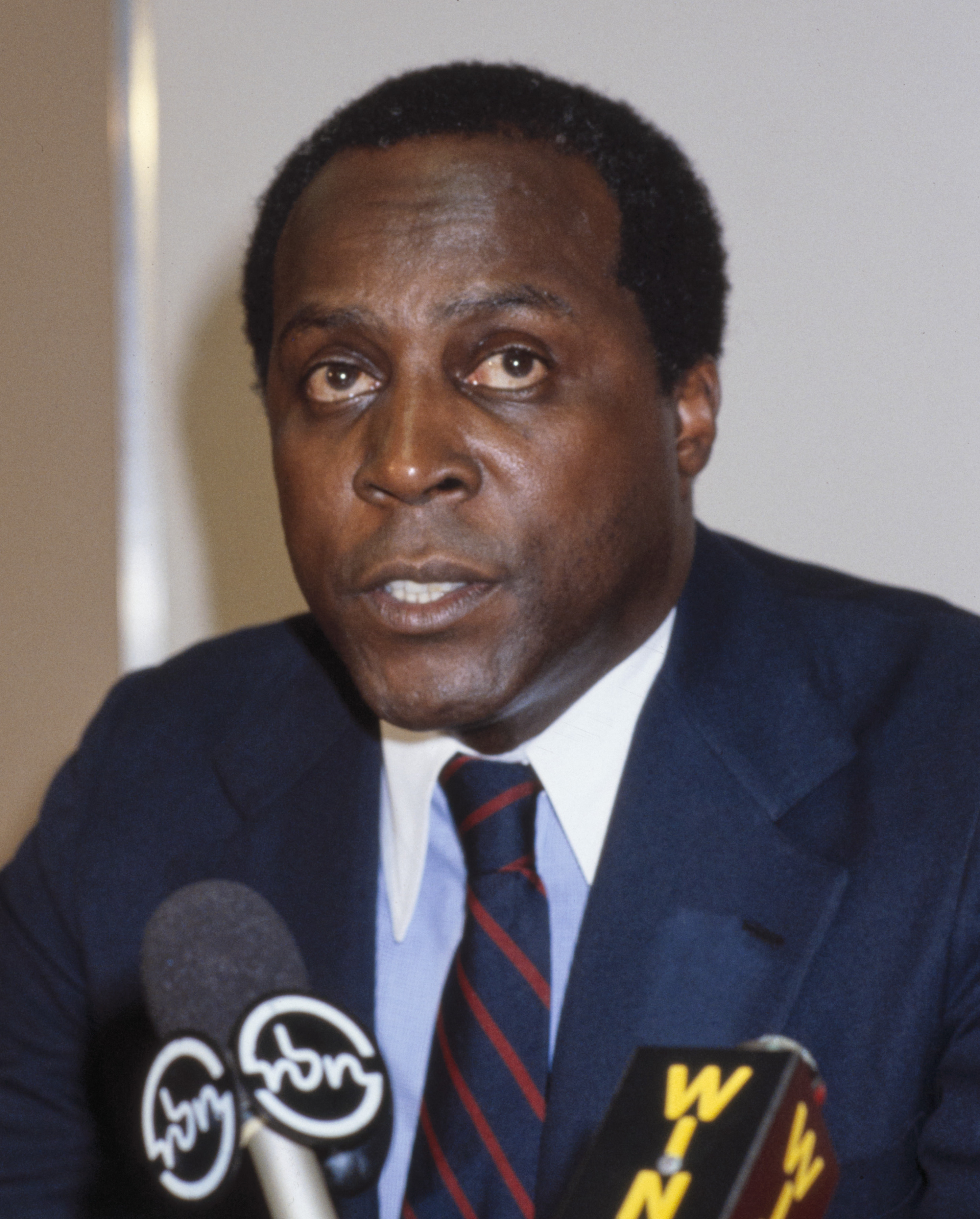 Vernon_Jordan%2C_Pres.%2C_National_Urban_League%2C_civil_rights_activist_and_lawyer.jpg