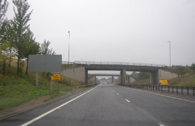 File:A11 - A1307 bridge near Babraham, Cambridgeshire.jpg