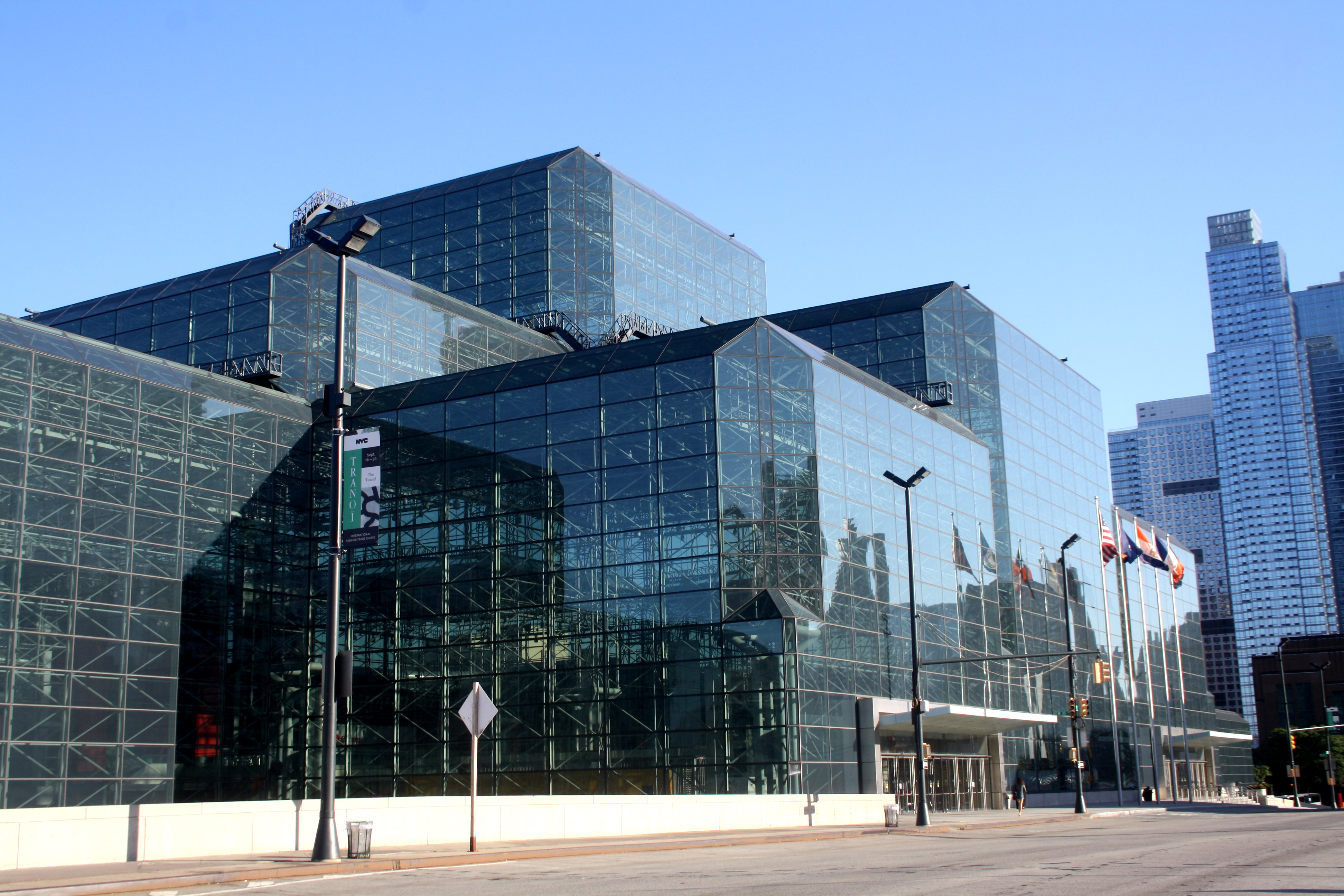 Naming center. Jacob k. Javits Convention Center. Джавитс центр Нью-Йорк. Конференц-центр имени Джейкоба Джейвитса в Нью-Йорке. Конференц-центр имени Джейкоба Джейвитса в Нью-Йорке план.