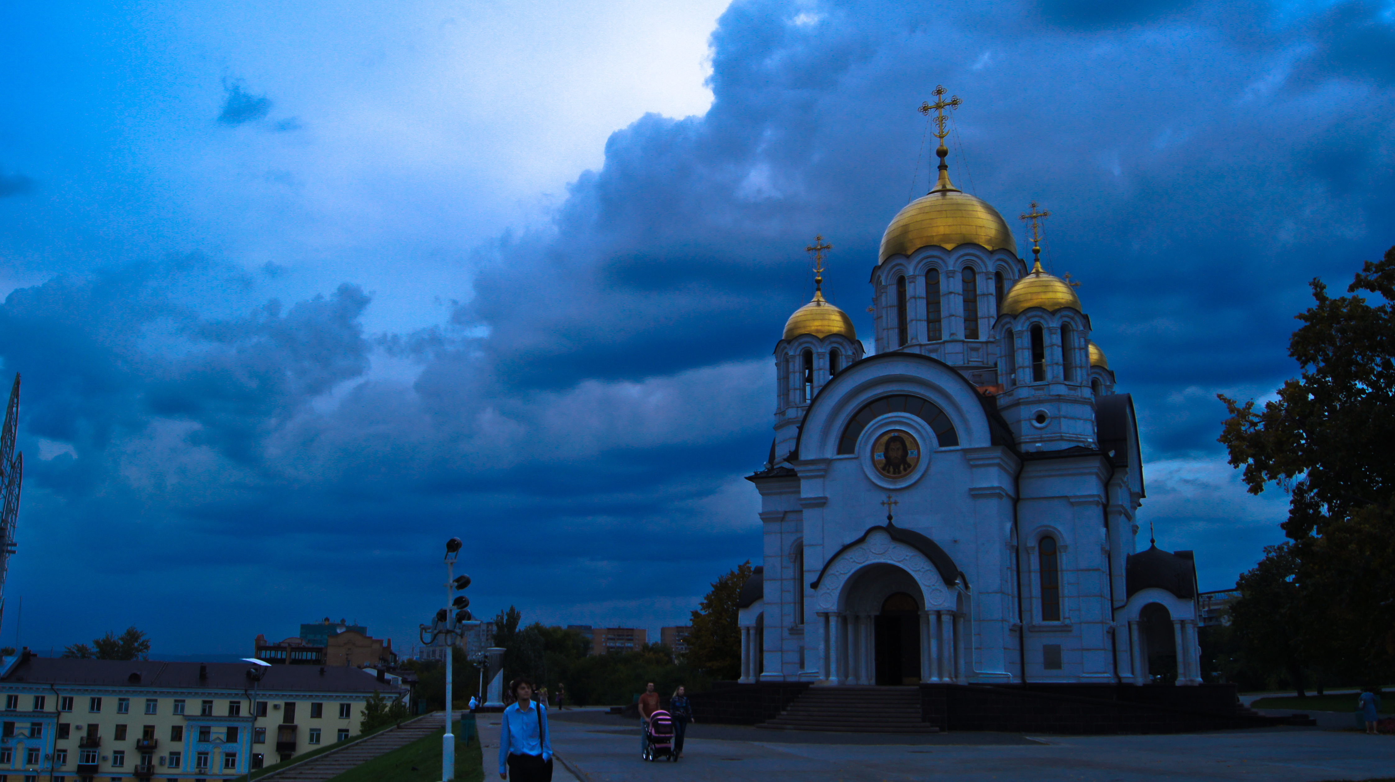 Храм св Георгия в Виннице на