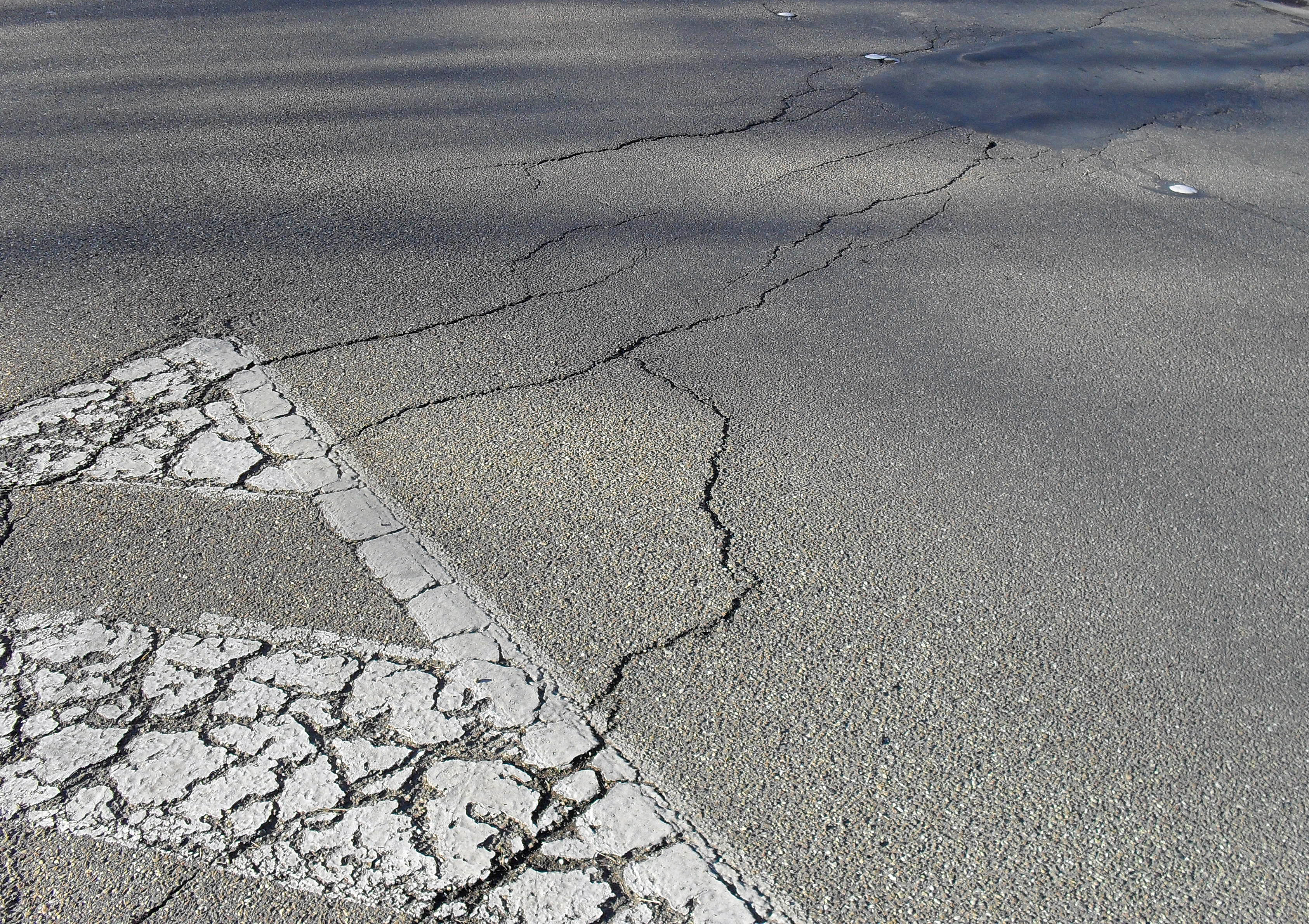 File:Asphalt high resolution texture.jpg - Wikimedia Commons