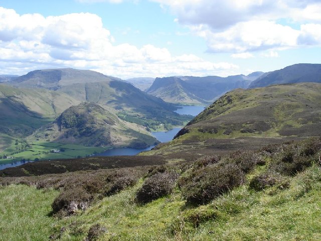 Crummock Water and Buttermere from the summit of Mellbreak - geograph.org.uk - 39831