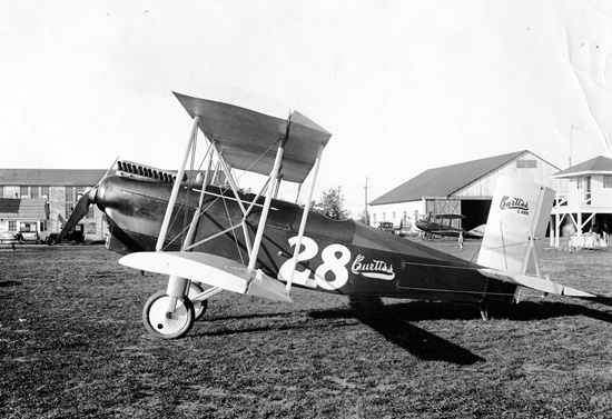 File:Curtiss Lark at 1925 National Air Races (side).jpg