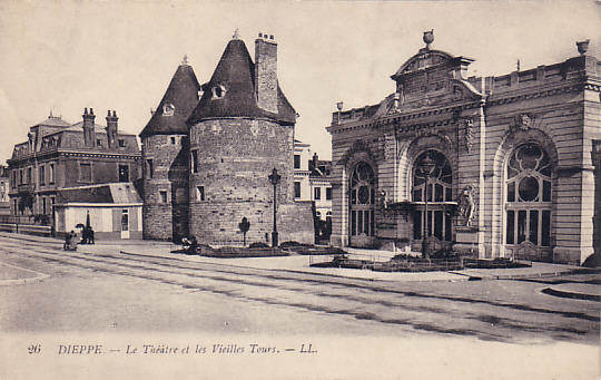 File:Dieppe - theatre sur front de mer.jpg