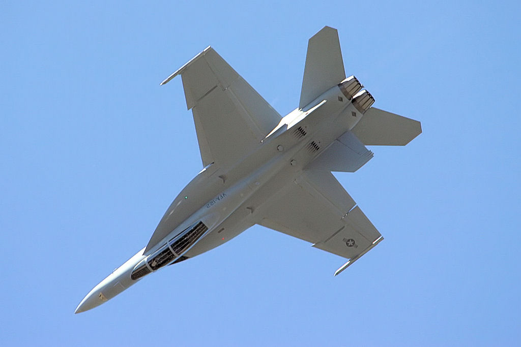 39+ F18 Super Hornet Background