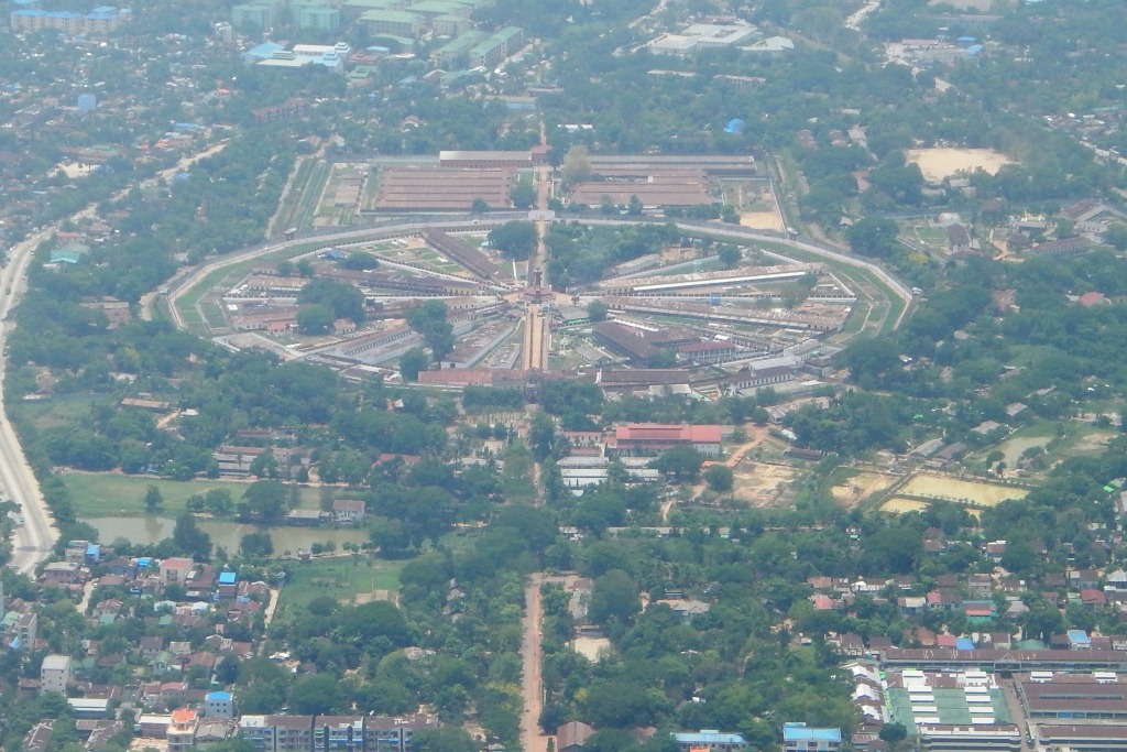 Insein Prison 2.JPG