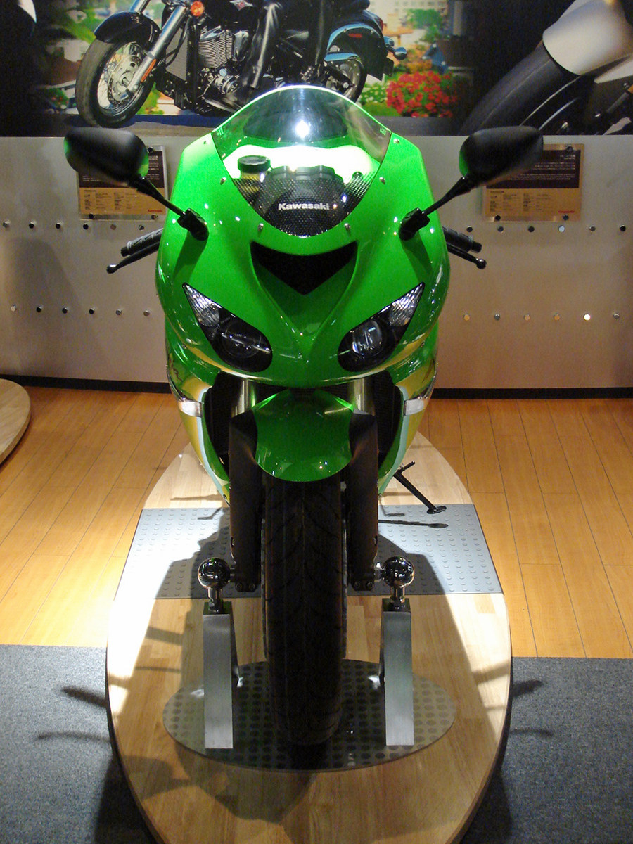 Кавасаки ниндзя zx10r 2006